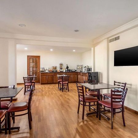Mesilla Valley Days Inn & Suites Лас-Крусес Экстерьер фото