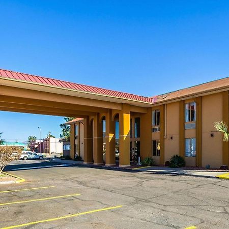 Mesilla Valley Days Inn & Suites Лас-Крусес Экстерьер фото