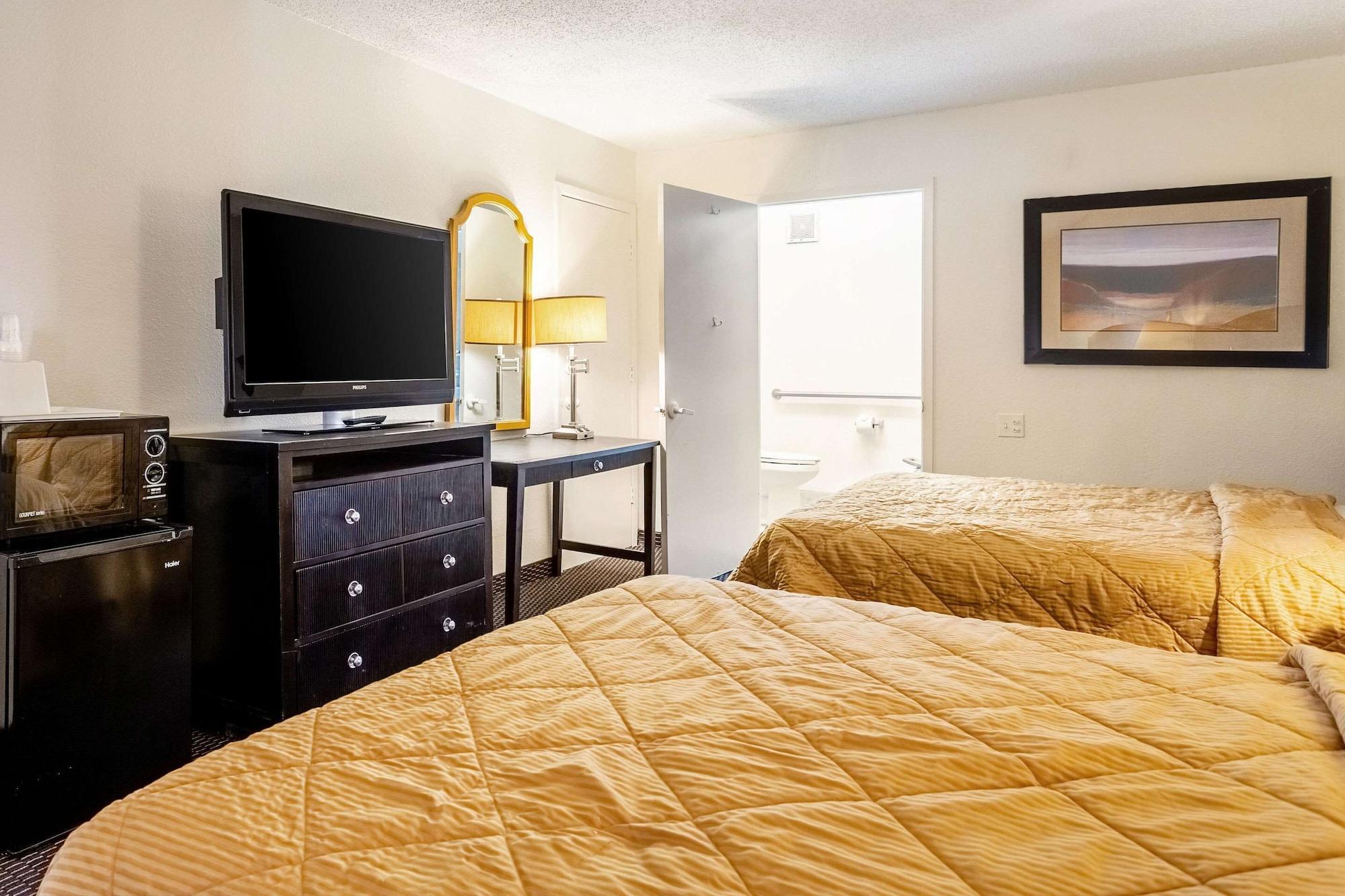 Mesilla Valley Days Inn & Suites Лас-Крусес Экстерьер фото