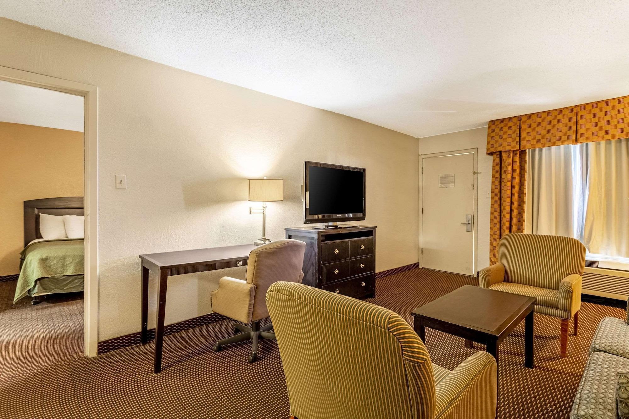 Mesilla Valley Days Inn & Suites Лас-Крусес Экстерьер фото